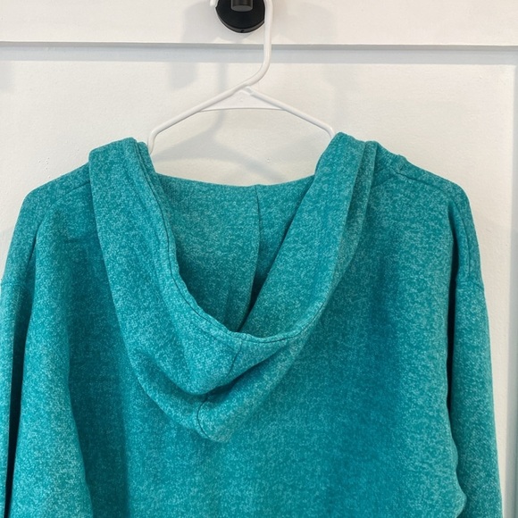 VINEYARD teal green hoodie with kangaroo pocket - Picture 7 of 8